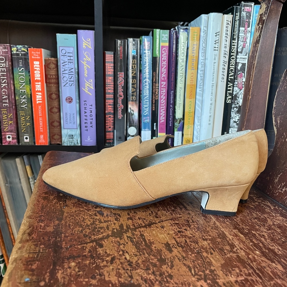 vintage suede shoes - Picture 2 of 12